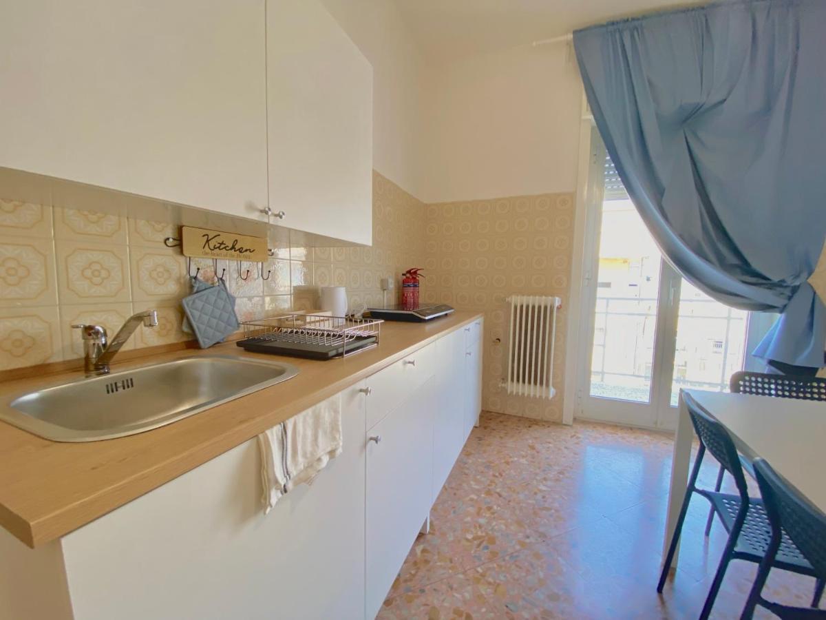 Guest House Service - Modugno Exterior foto
